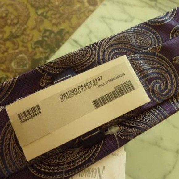 Brioni Purple Hand-made Italian Silk Neck Tie - Picture 3 of 6